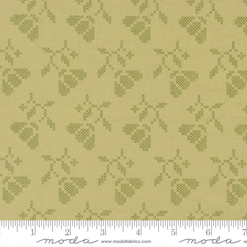 Sunbonnet Stitches Pear - Quilt Fabric
