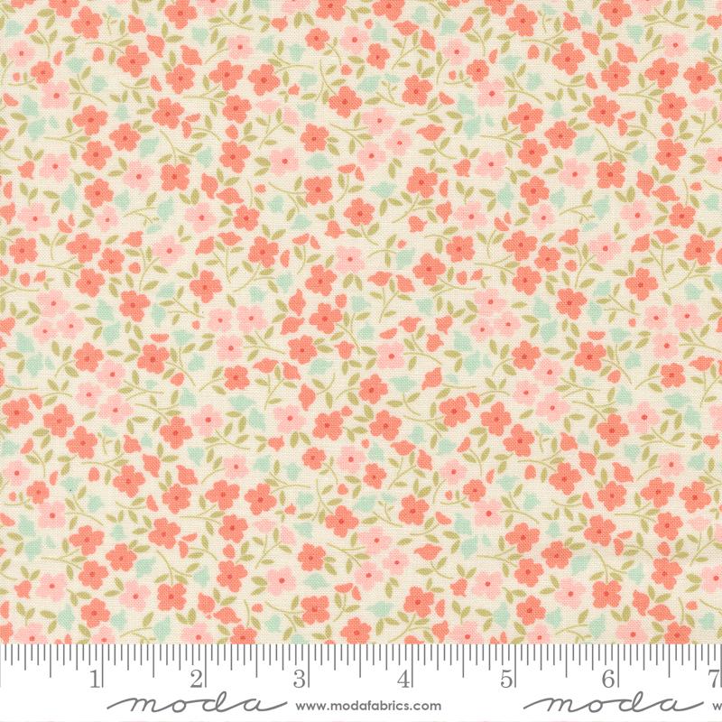 Sunbonnet Flower Porcelain - Quilt Fabric