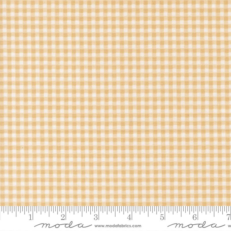 Sunbonnet Gingham Almond - Quilt Fabric