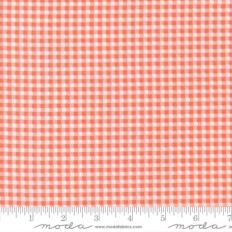 Sunbonnet Gingham Coral - Quilt Fabric