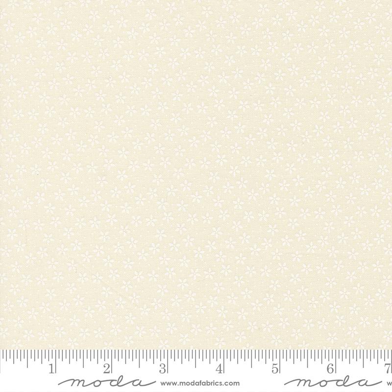 Pastel Prairie Small Flower Porcelain White - Quilt Fabric