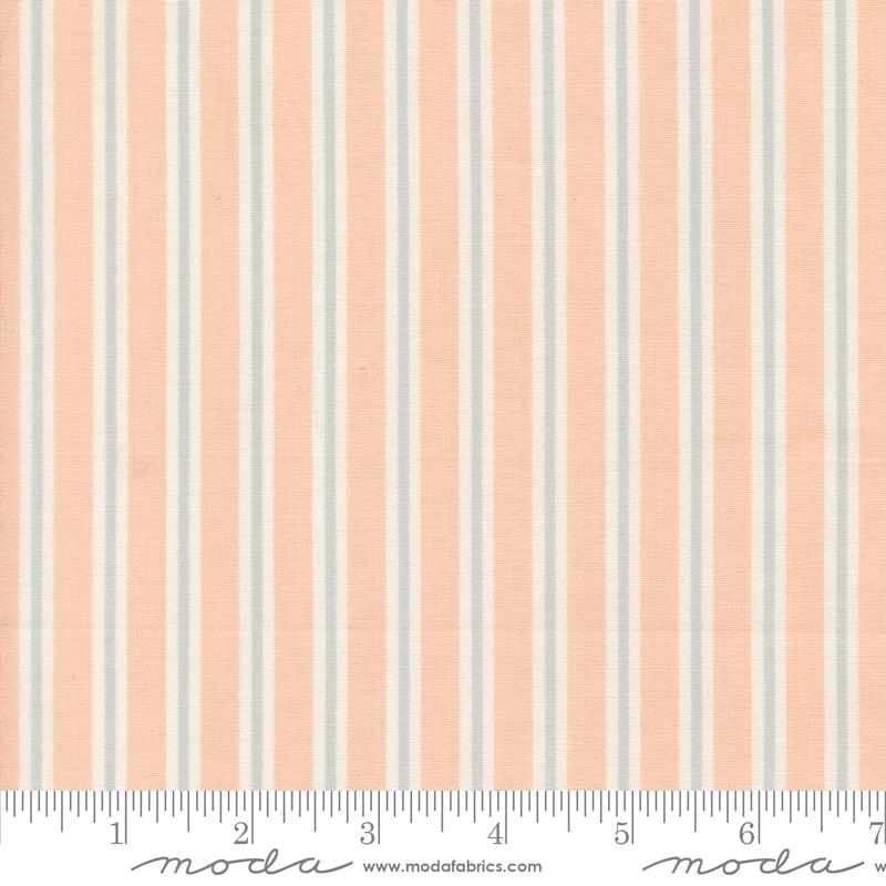 Handmade Sweetness Stripes Petal - Quilt Fabric, zoomed in. Select this picture to zoom back out.