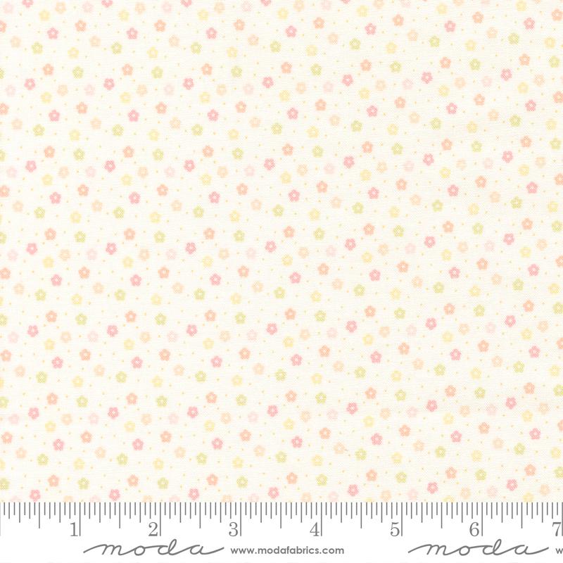 Dear Daisy Dots Cloud - Quilt Fabric, zoomed in. Select this picture to zoom back out.