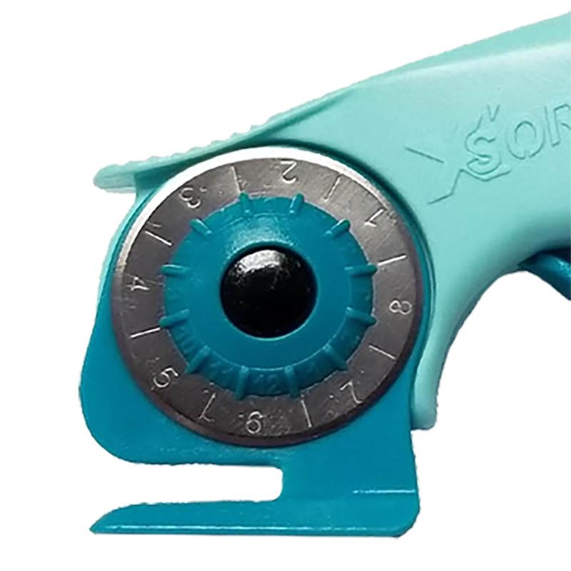 28mm Comfort & Chenille Rotary Cutter