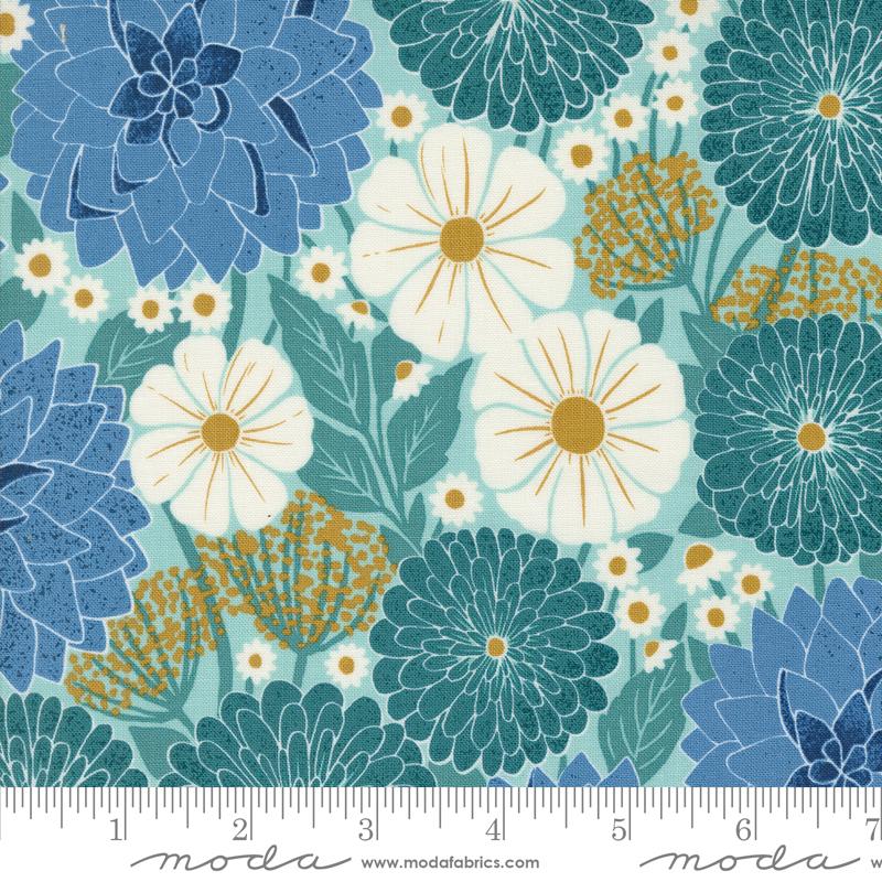 Field Of Flowers Robins Egg - Quilt Fabric