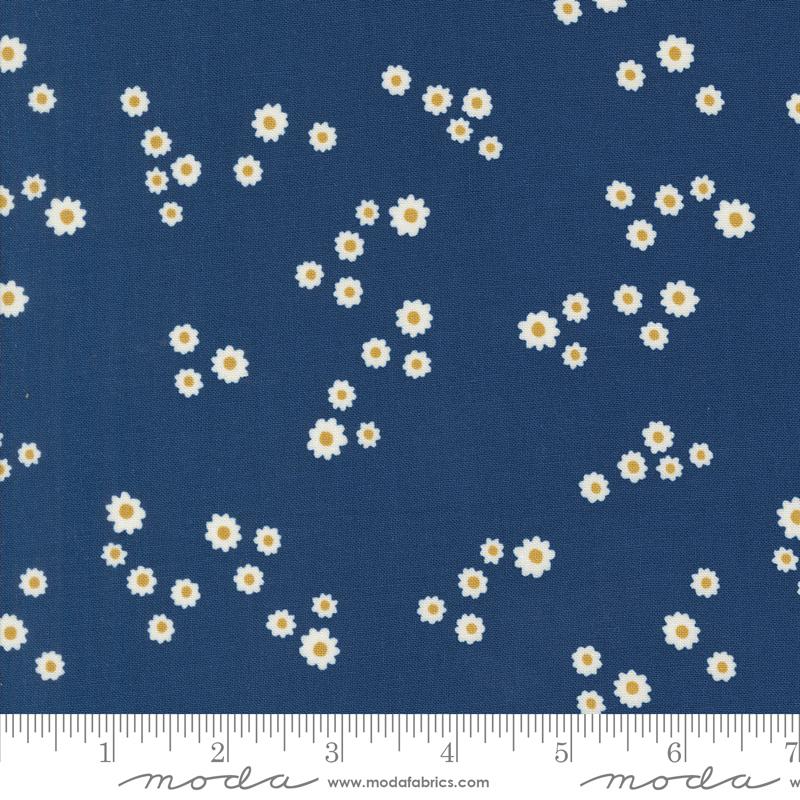 Field Of Flowers Indigo - Quilt Fabric