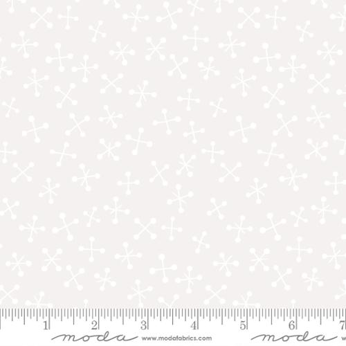 Whispers Jacks White - Quilt Fabric