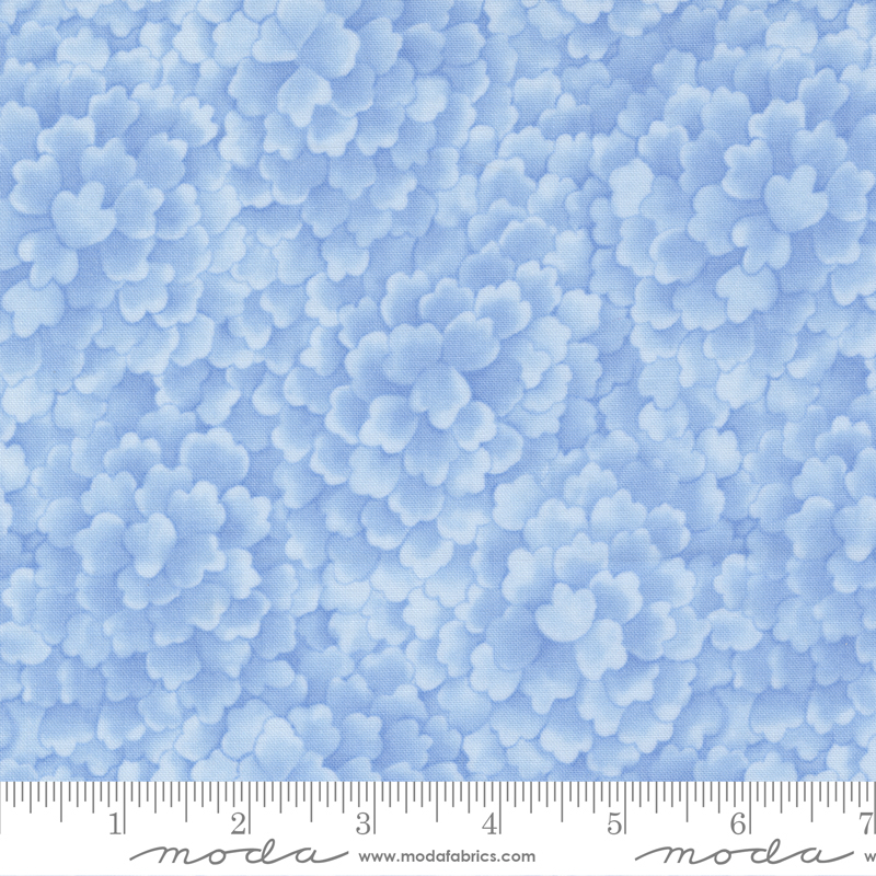 Summer Breeze Sky - Petals - Quilt Fabric