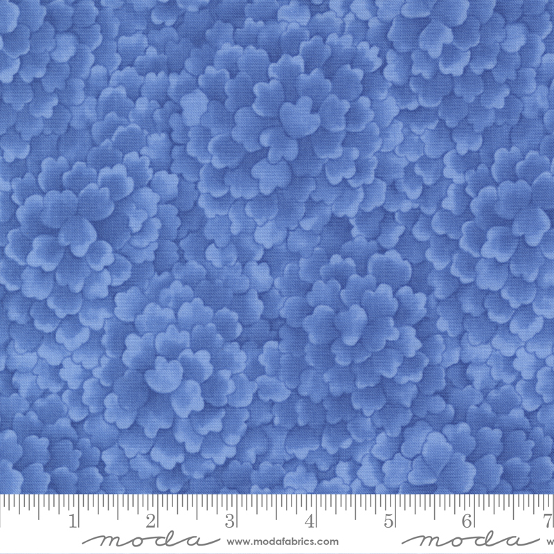 Summer Breeze Royal - Petals - Quilt Fabric