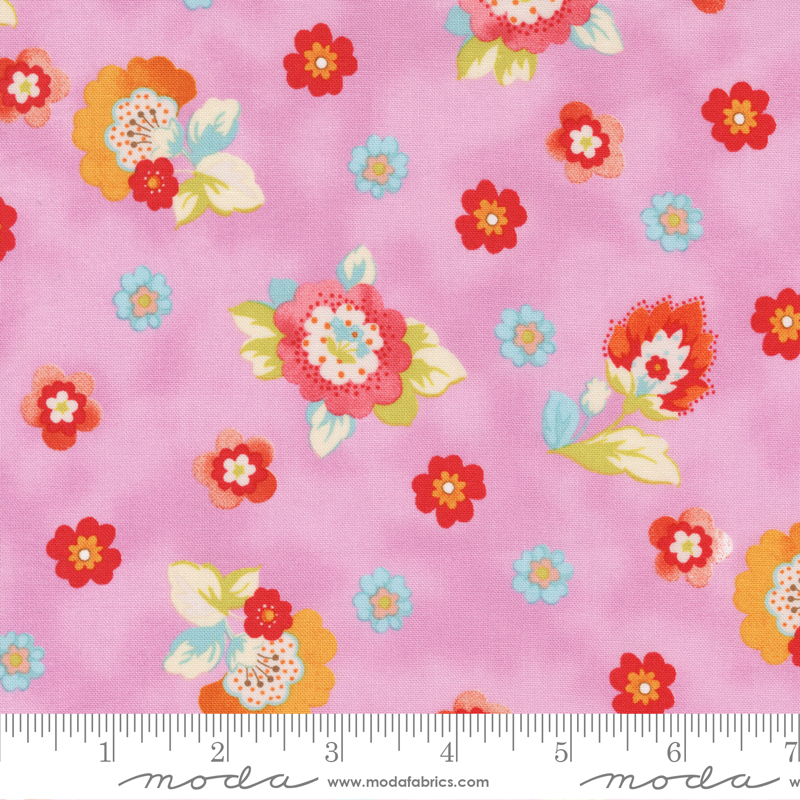 Jolie Flower Child Lilac - Quilt Fabric