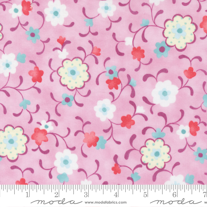 Jolie Little Darling Lilac - Quilt Fabric