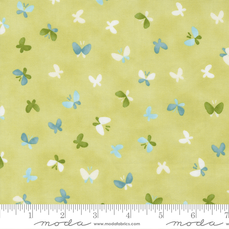 Jolie Flutterby Grass - Quilt Fabric