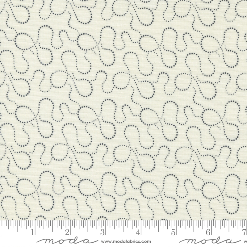 Mix It Up Porcelain Black - Scrolls - Quilt Fabric