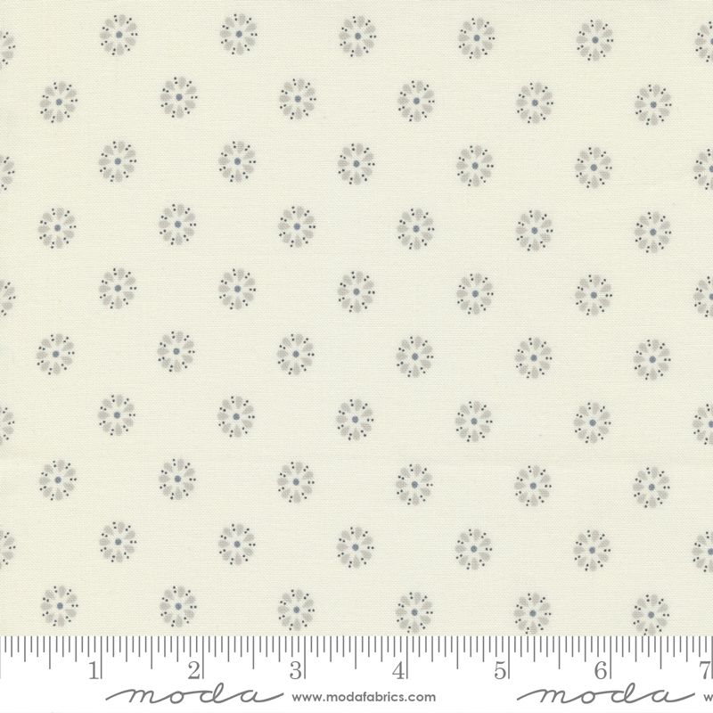 Mix It Up Porcelain Grey - Quilt Fabric