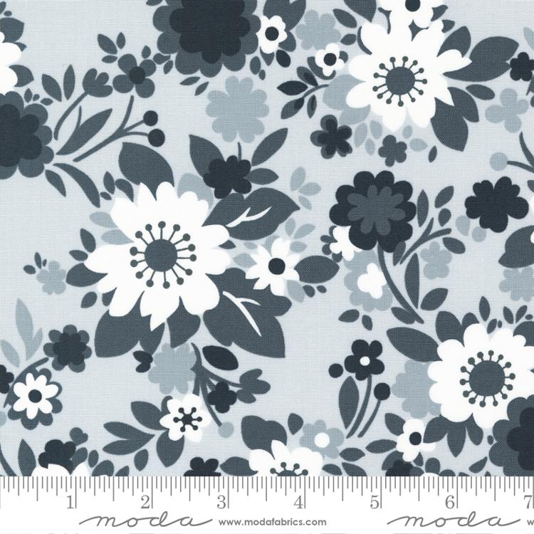 Concrete Jungle Cement - Quilt Fabric