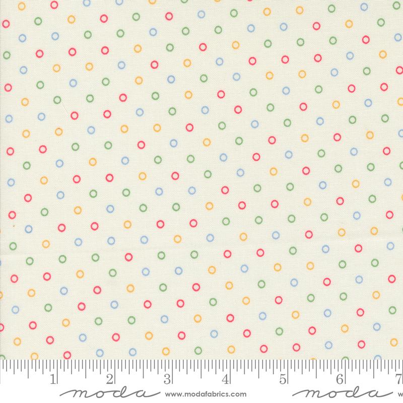30s Playtime Eggshell Primary - Quilt Fabric