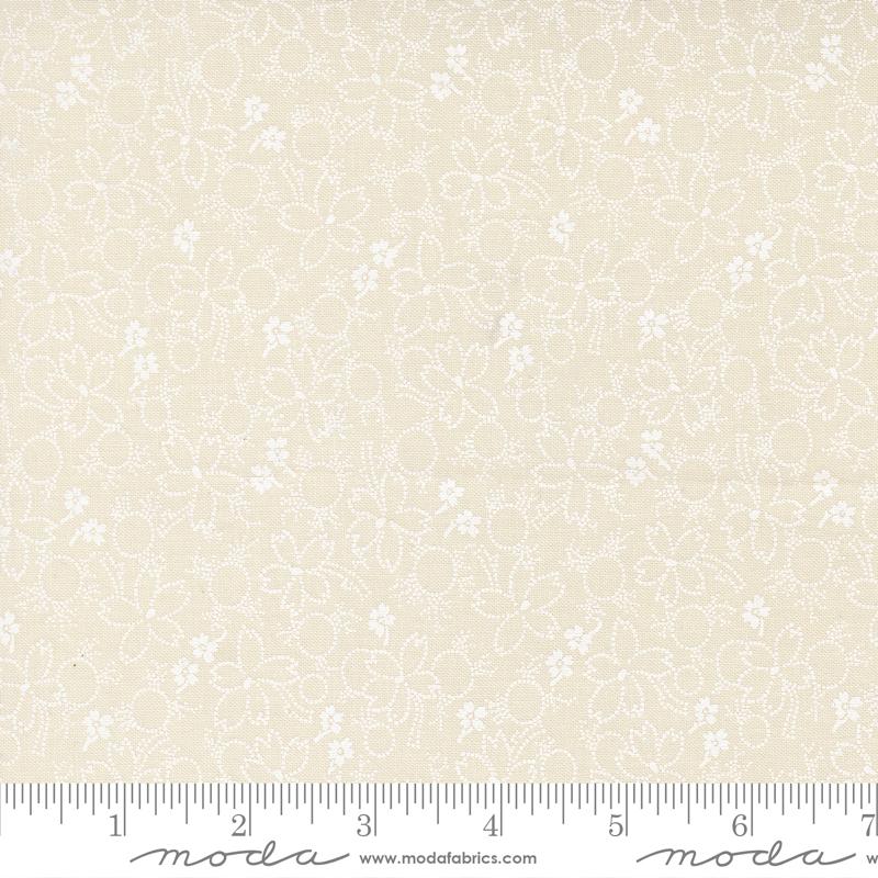 Arabesque Wonder Angel White - Quilt Fabric