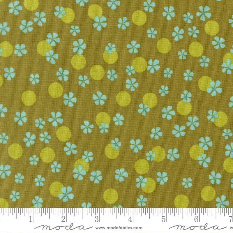 Happy Daze Dots Avocado - Quilt Fabric