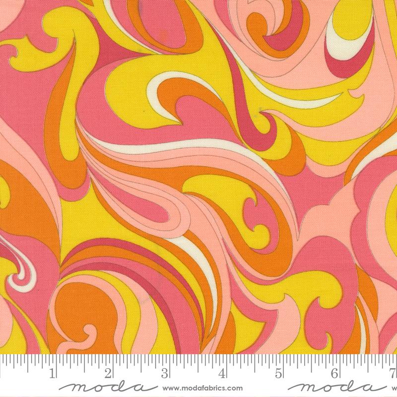 Happy Daze Swirls Sunrays - Quilt Fabric
