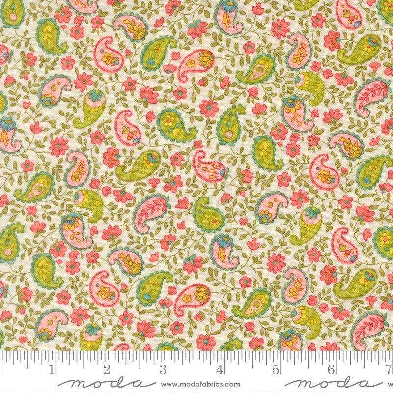 Happy Daze Paisley Cloud - Quilt Fabric