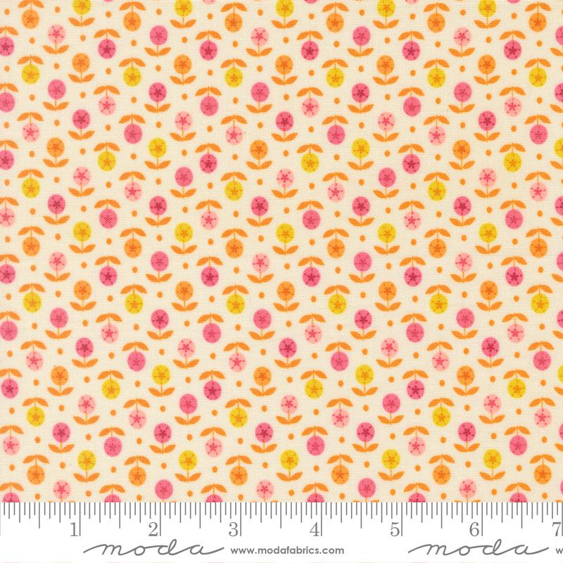 Happy Daze Flowers Cloud - Quilt Fabric