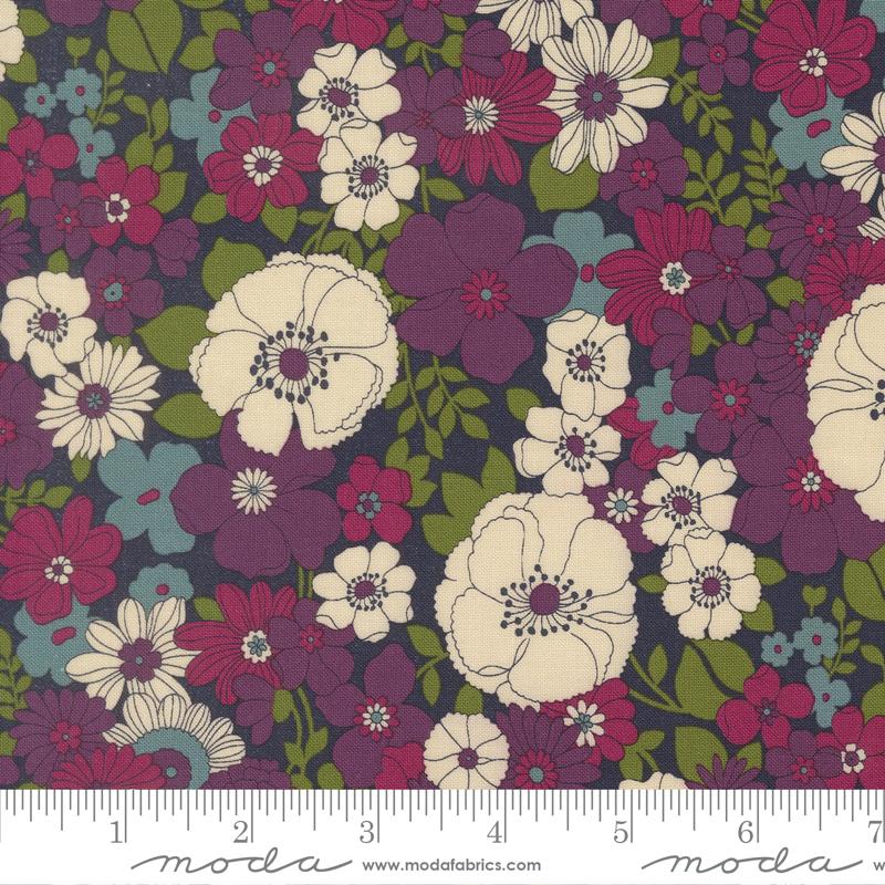 Chelsea Garden Flower Midnight - Quilt Fabric