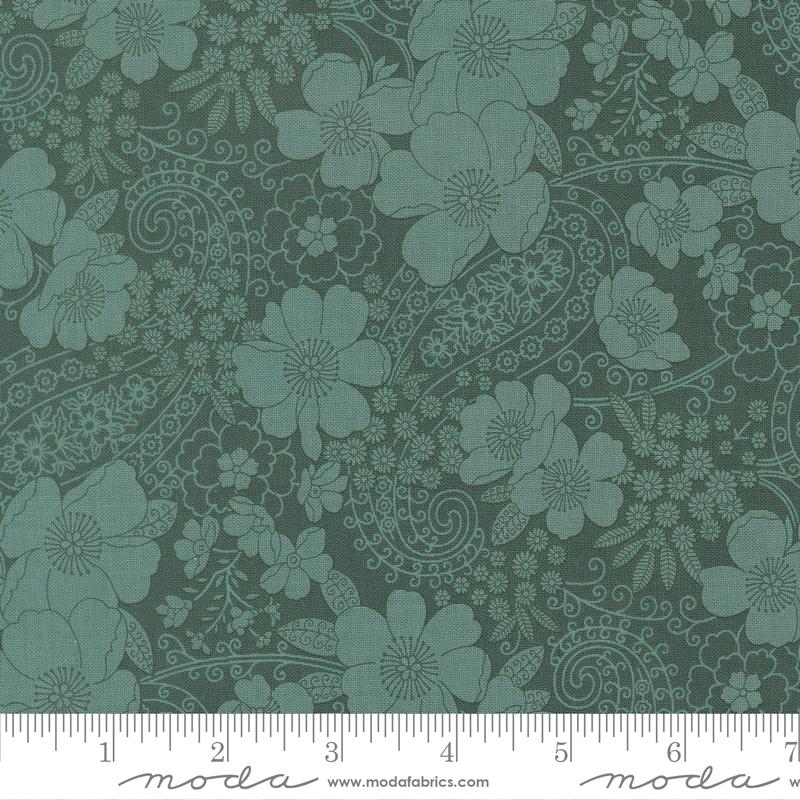 Chelsea Garden Party Peacock - Quilt Fabric