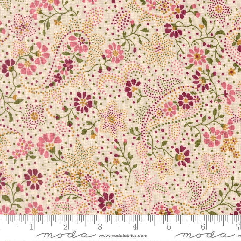 Chelsea Garden Paisley Porcelain - Quilt Fabric