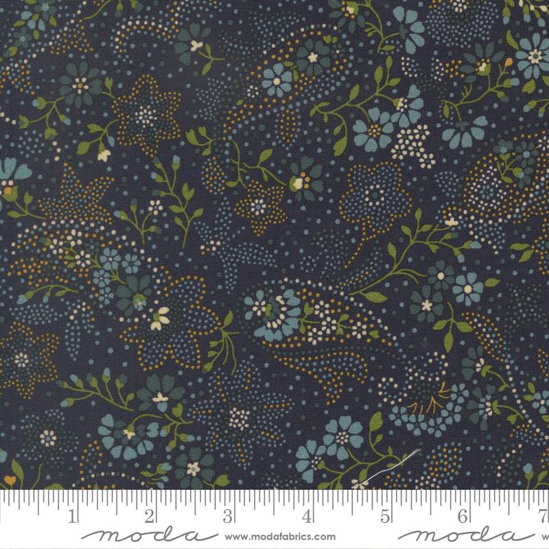 Chelsea Garden Paisley Midnight Drizzle - Quilt Fabric