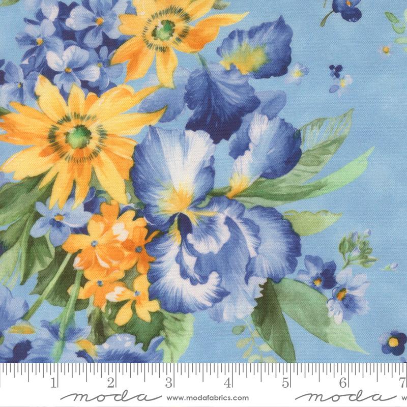 Summer Breeze 2027 Floral Sky - Quilt Fabric, zoomed in. Select this picture to zoom back out.