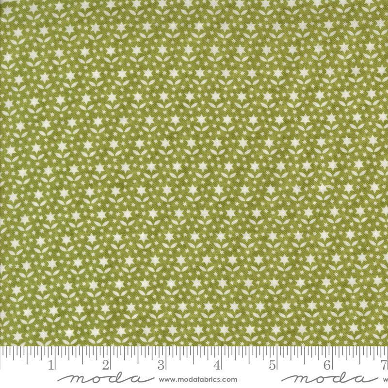 Buon Natale Blooms - Pine - Quilt Fabric