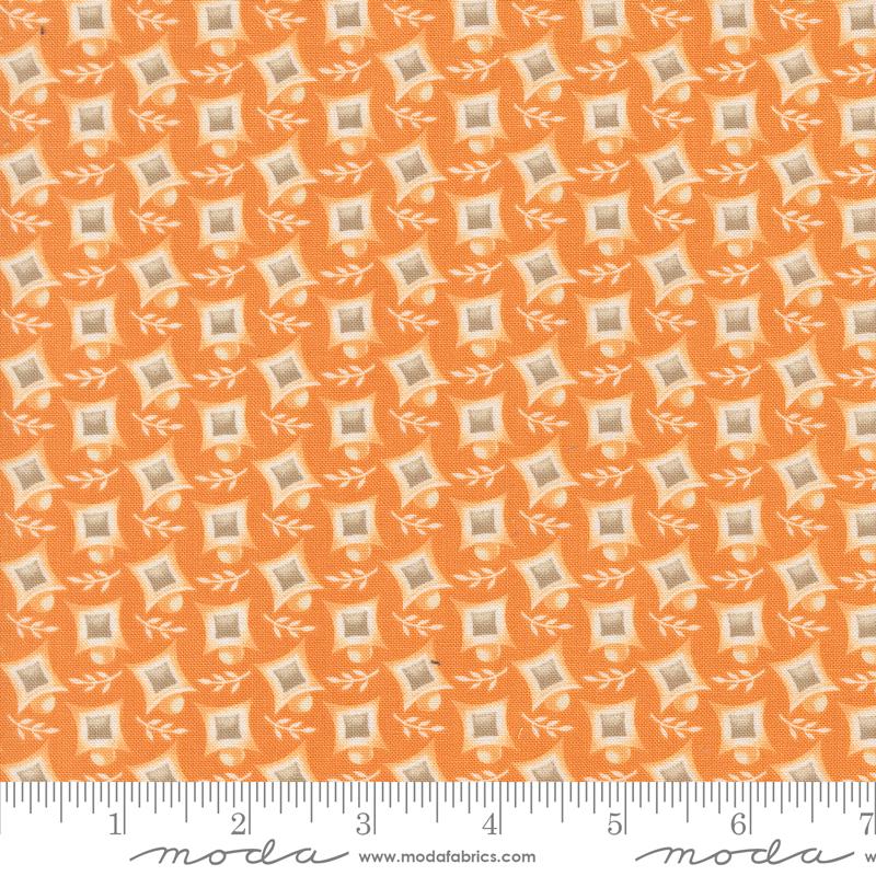 Agatha Road Leaf Pumpkin - Quilt Fabric