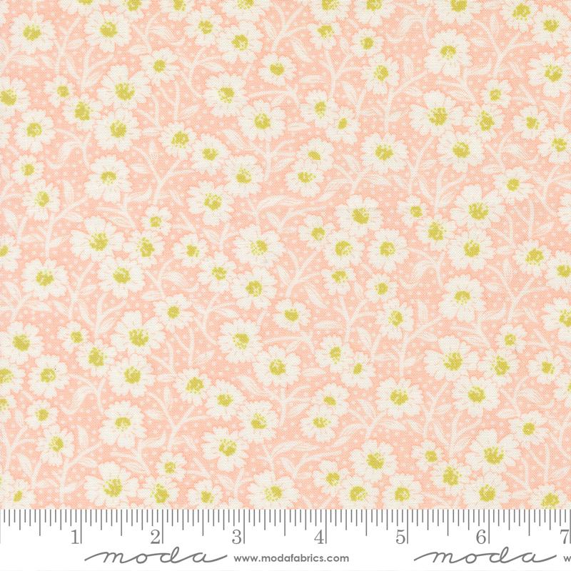 Rosie Blooms Rose - Quilt Fabric