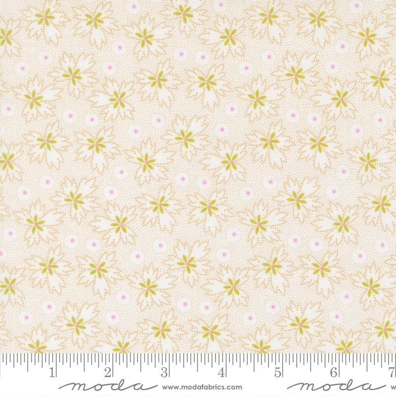 Summers End Bloom Almond Pie - Quilt Fabric