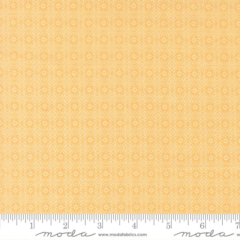 Summers End Trellis Sunflower - Quilt Fabric