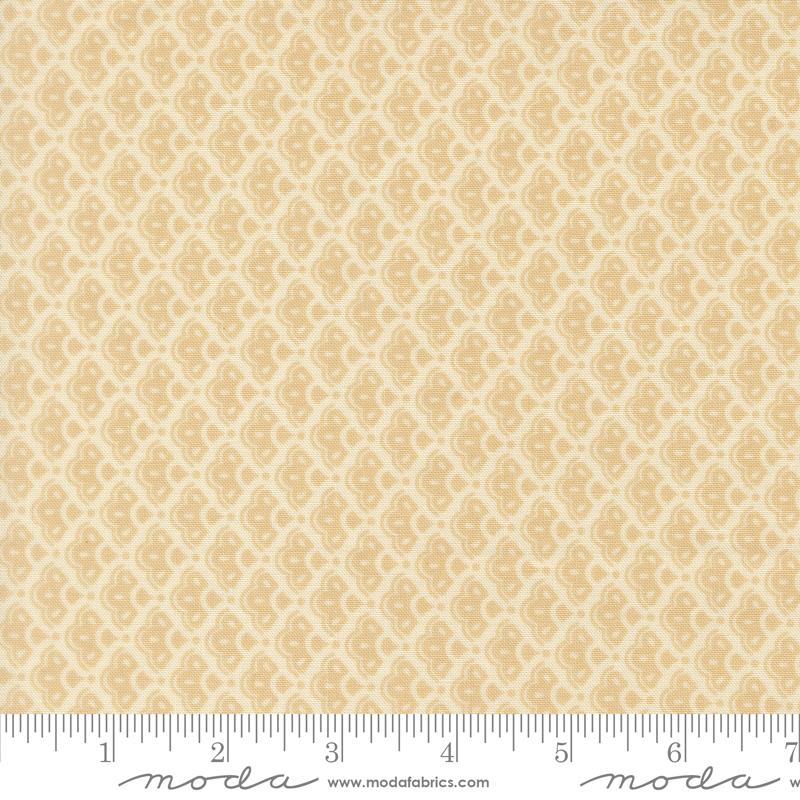 Butternut and Sage Fan Cream - Quilt Fabric
