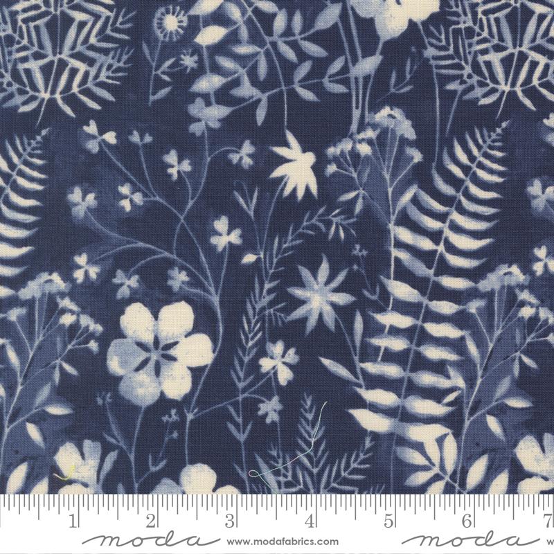 Brookside Leaf Lake - Quilt Fabric