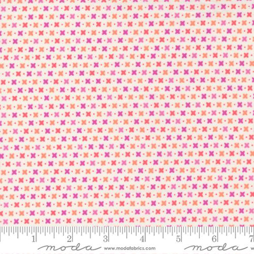 Sincerely Yours Ivory - Criss Cross - Quilt Fabric