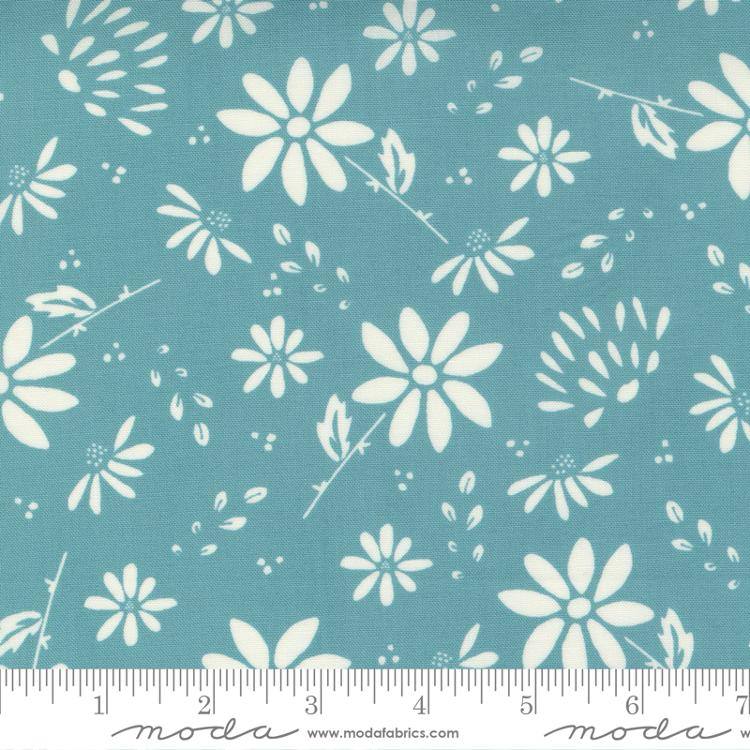 Seashore Drive Teal - Bliss Abstract Daisy - Quilt Fabric