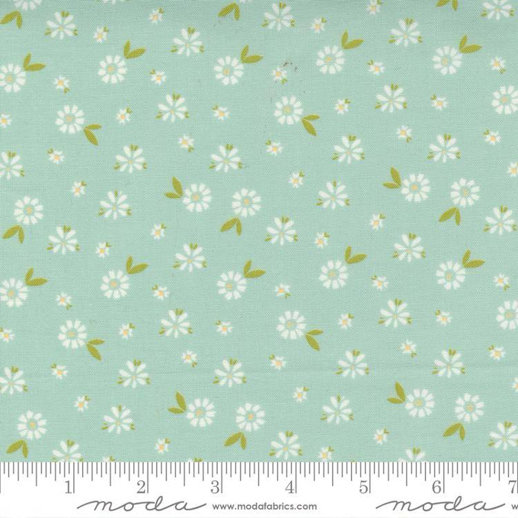 Seashore Drive Sky - Blossom - Quilt Fabric
