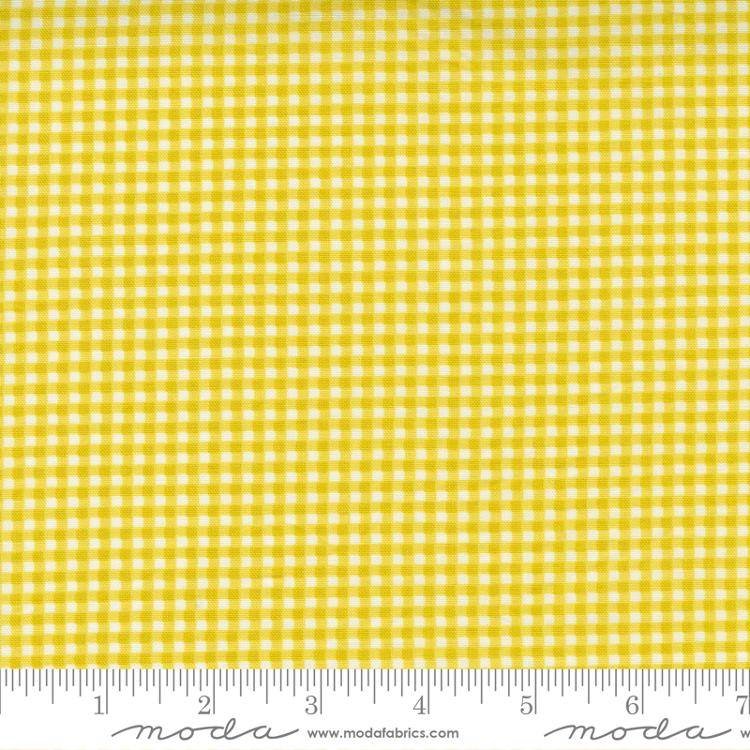 Seashore Drive Citrine - Picnic Check Gingham - Quilt Fabric