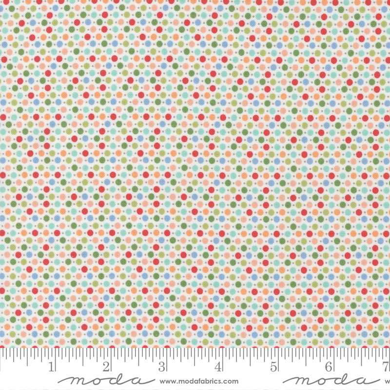 Emma Dots Porcelain - Quilt Fabric
