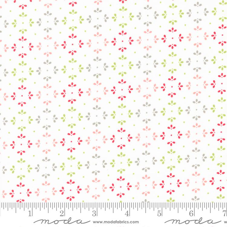 Favorite Things Snow - Snowflakes Blenders - Quilt Fabric