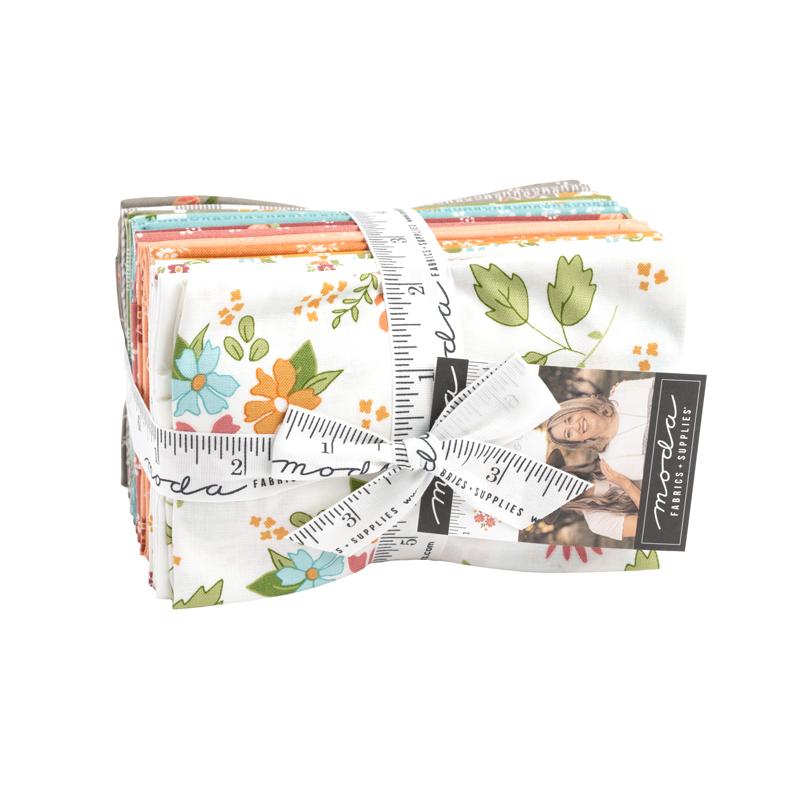 Bountiful Blooms 9 x 22 Cut - Fat Eighth Bundle