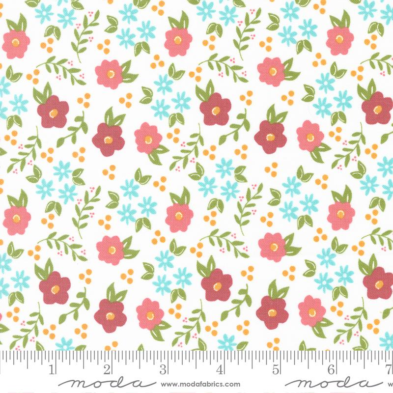 Bountiful Blooms Off White - Quilt Fabric