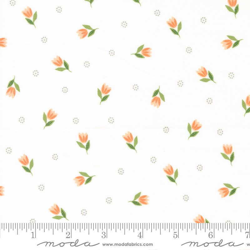 Bountiful Blooms Off White - Quilt Fabric