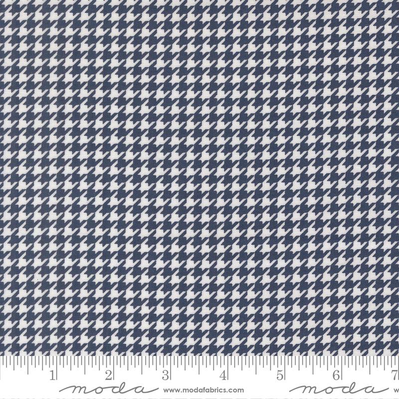 Delightfully Yours Houndstooth Navy - Quilt Fabric