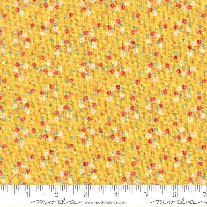 Delightfully Yours Posy Buttercup - Quilt Fabric
