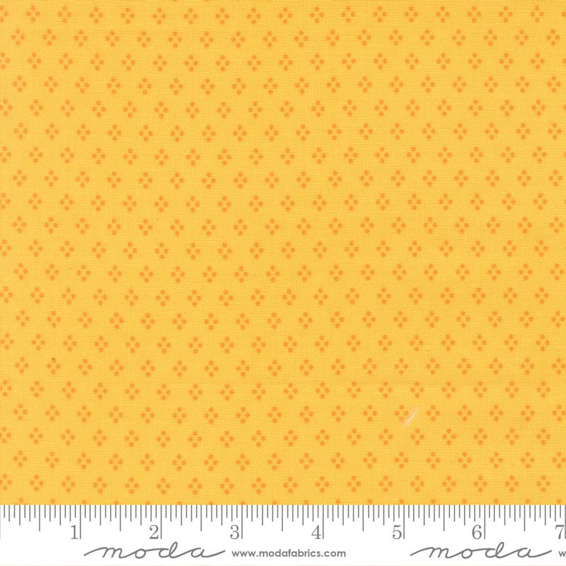 Delightfully Yours Dots Buttercup - Quilt Fabric