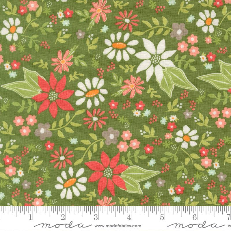 Poinsettia and Pear Flowers Evergreen - Quilt Fabric